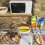 All'ombra Di San Damiano 4*