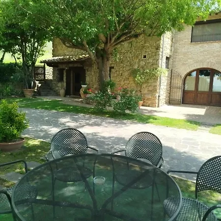 All'ombra Di San Damiano 3*