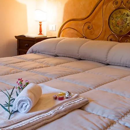 All'ombra Di San Damiano 3*