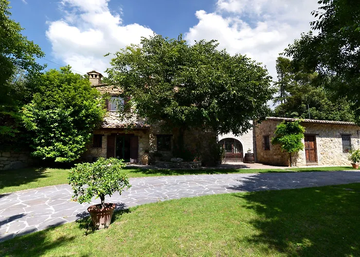 All'ombra Di San Damiano 3*