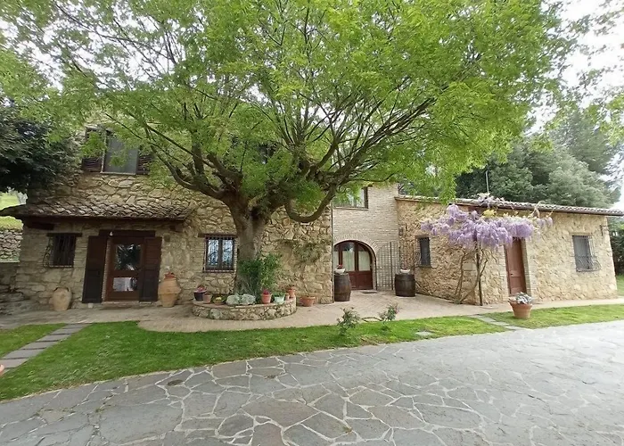 All'ombra Di San Damiano ゲストハウス