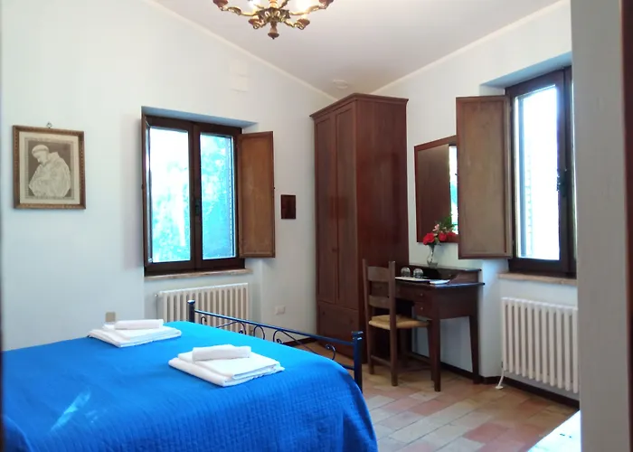 All'ombra Di San Damiano Penzion 3*