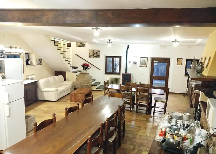 All'ombra Di San Damiano ゲストハウス