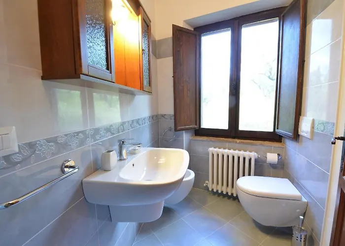 All'ombra Di San Damiano Penzion 3*