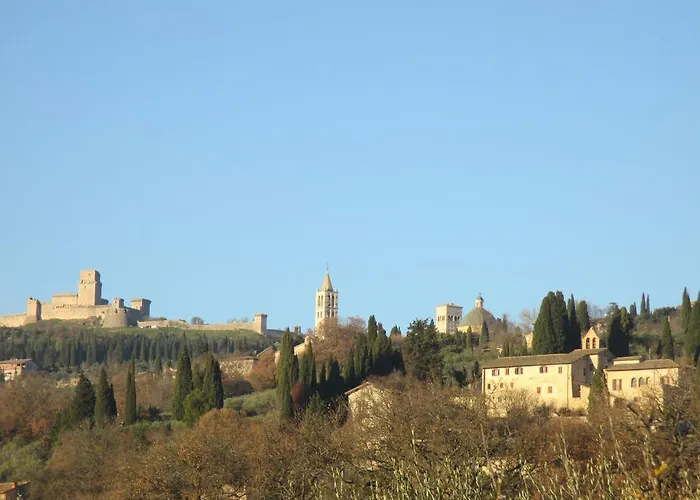 ゲストハウス All'ombra Di San Damiano